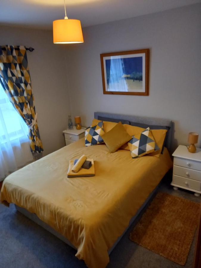 A New U Country Cottage Clynacartan Экстерьер фото