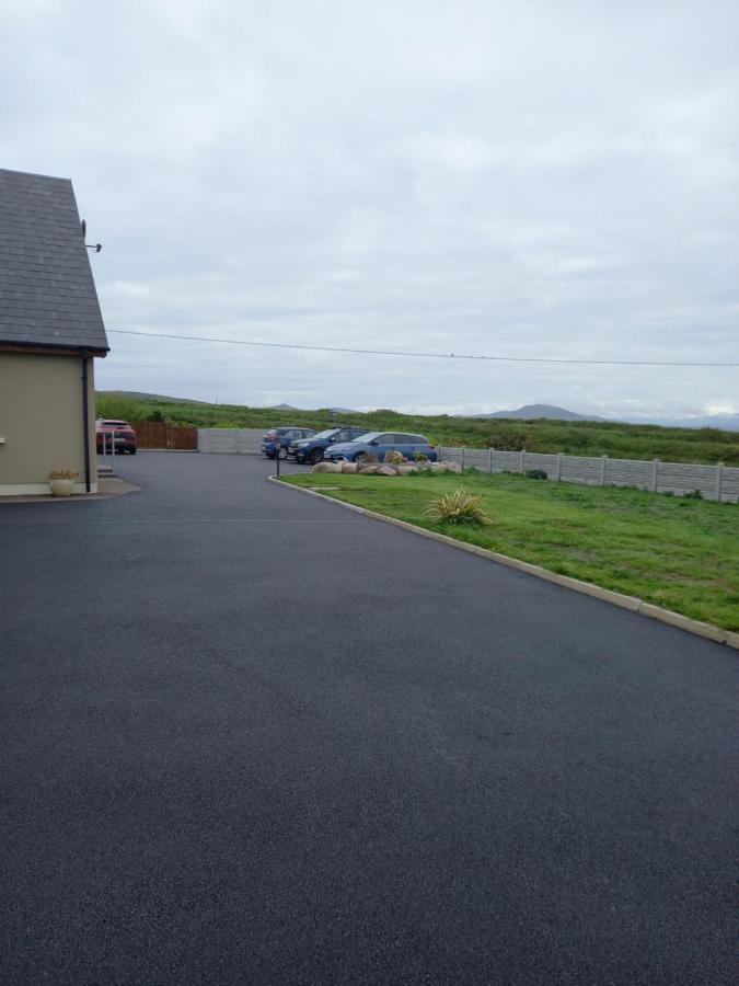 A New U Country Cottage Clynacartan Экстерьер фото