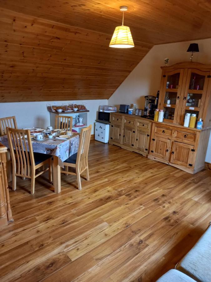 A New U Country Cottage Clynacartan Экстерьер фото